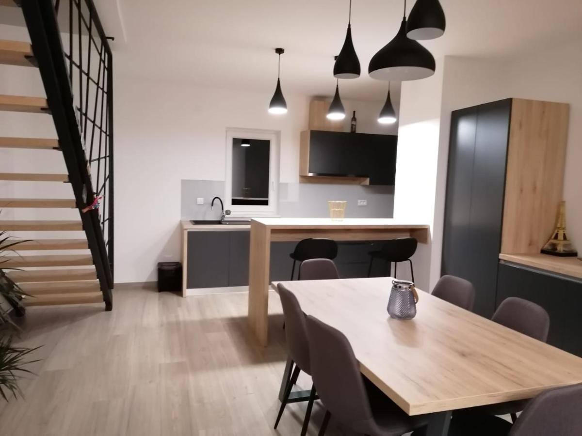 Brand New Apartment In Malinska Kültér fotó