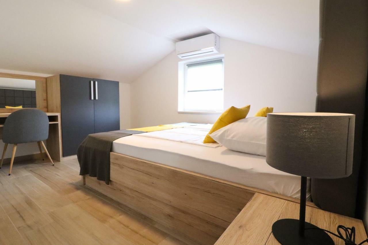 Brand New Apartment In Malinska Kültér fotó